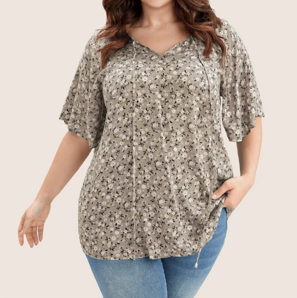 Ditsy Floral Ruffle Sleeve Tie NeckBlouse - Picture 7 of 11